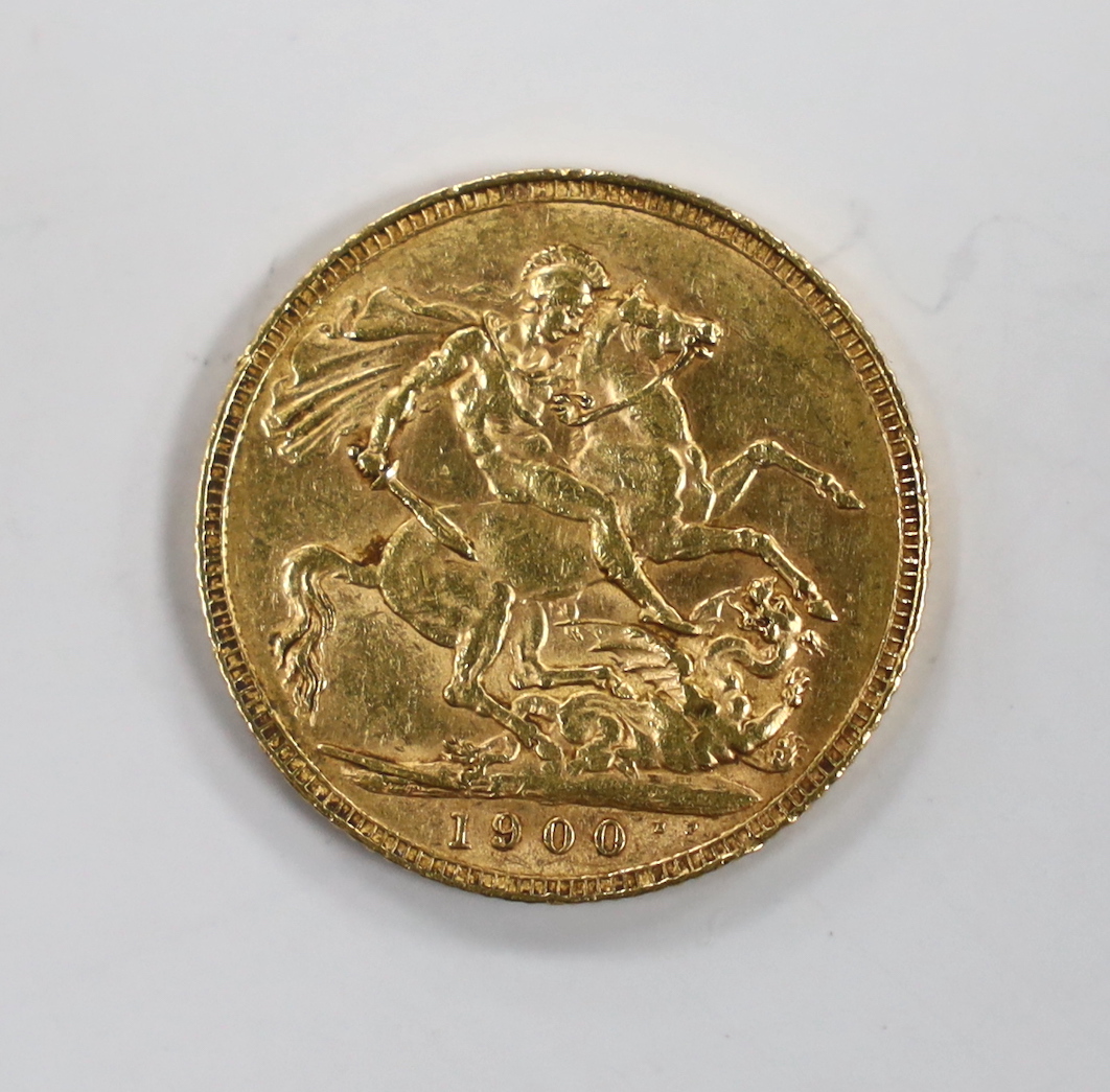 British coins, a Victoria gold sovereign, 1900, VF